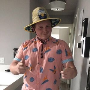 Meet your Posher, Malcam v